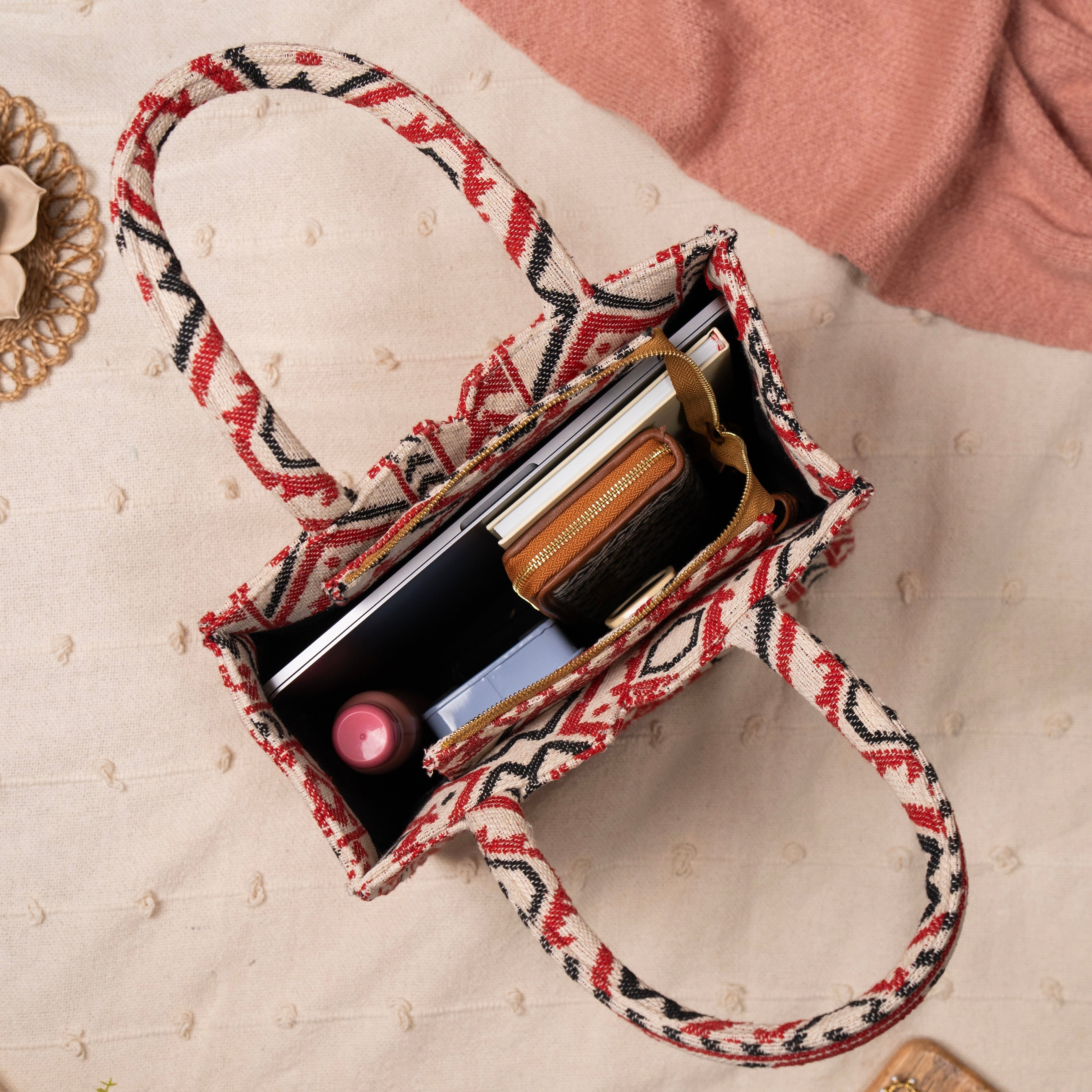 Crimson Charm Box Bag (MEDIUM)